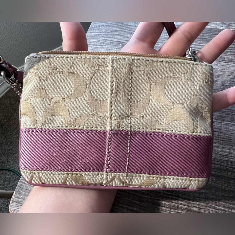 COACH SIGNITURE WRISTLET BFPM-01-327